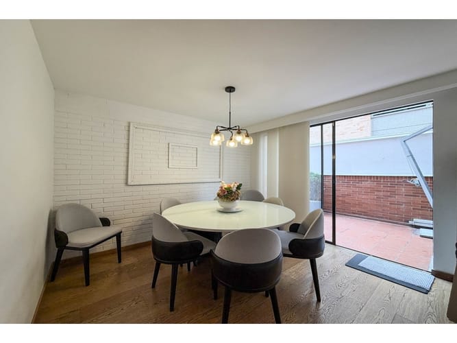 Apartamento de 3 alcobas en venta en Santa Bibiana, Bogotá, 131 m² · foto 5 de 24