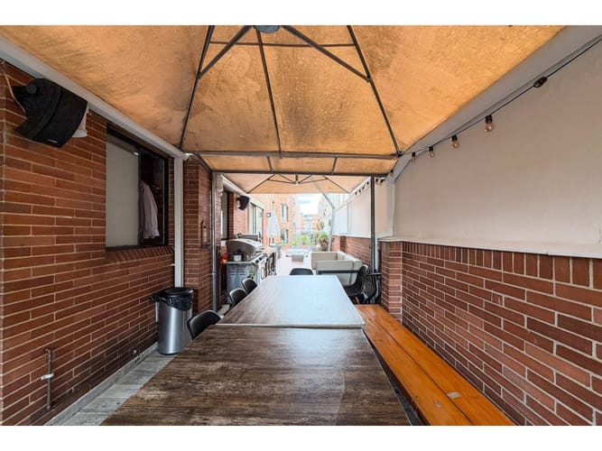 Apartamento de 3 alcobas en venta en Santa Bibiana, Bogotá, 131 m² · foto 21 de 24
