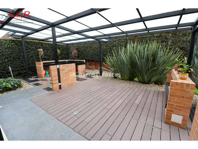 Casa de 4 alcobas en arriendo en Parcelas, Cota, 398 m² · foto 3 de 24