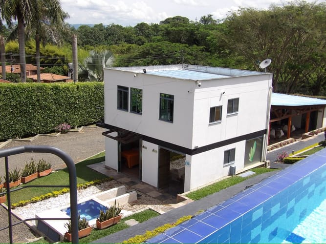 Finca en venta en Cerritos, Pereira, 2100 m² · foto 3 de 24