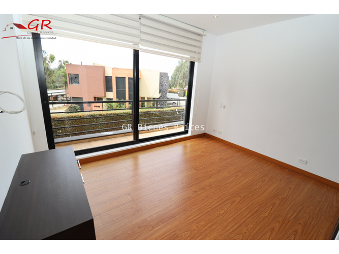 Casa de 4 alcobas en arriendo en Parcelas, Cota, 398 m² · foto 20 de 24