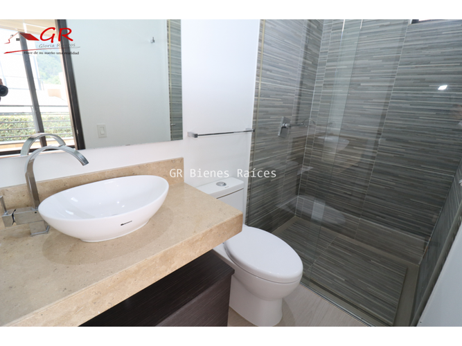 Casa de 4 alcobas en arriendo en Parcelas, Cota, 398 m² · foto 21 de 24