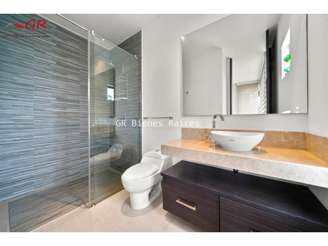 Casa de 3 alcobas en venta en Parcelas, Cota, 300 m² · foto 9 de 21