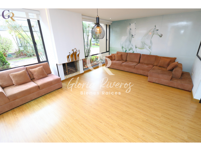 Casa de 3 alcobas en venta en Santa Maria De Los Lagos, Chía, 190 m² · foto 2 de 24