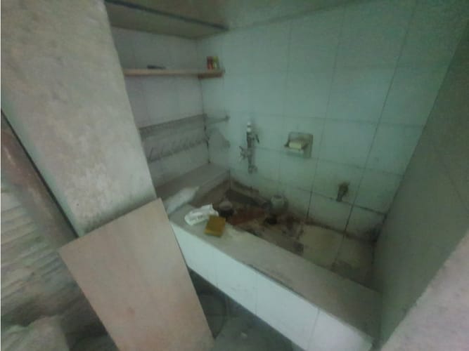 Local en arriendo en El Carmelo, Itagüí, 120 m² · foto 5 de 7