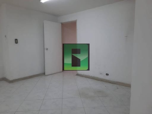 Oficina en arriendo en La Candelaria, Medellín, 57 m² · foto 5 de 13