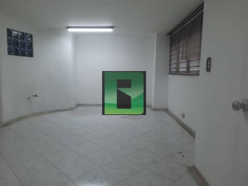 Oficina en arriendo en La Candelaria, Medellín, 57 m² · foto 6 de 13