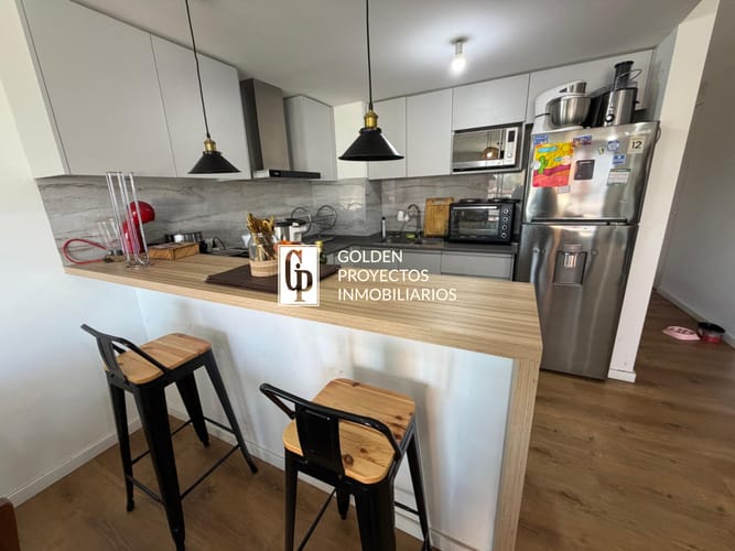 Apartamento en Alquiler 2 Dormitorios con Opción Garage en Tres Cruces · Foto 4