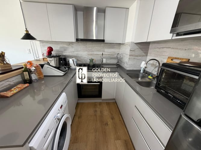 Apartamento en Alquiler 2 Dormitorios con Opción Garage en Tres Cruces · Foto 8