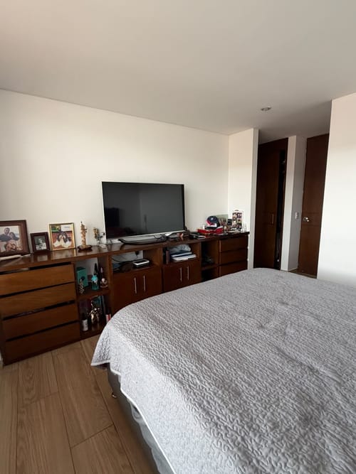 Apartamento de 3 alcobas en arriendo en La Calleja, Bogotá, 132 m² · foto 9 de 18
