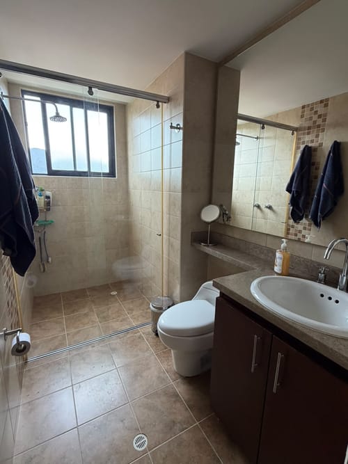 Apartamento de 3 alcobas en arriendo en La Calleja, Bogotá, 132 m² · foto 16 de 18