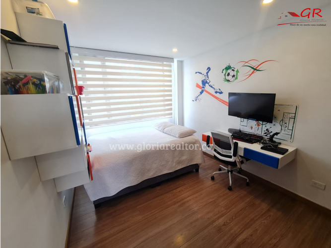Casa de 3 alcobas en venta en Pueblo Viejo, Cota, 195 m² · foto 21 de 24