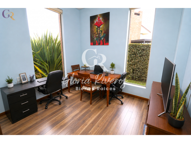 Casa de 4 alcobas en venta en Pueblo Viejo, Cota, 224 m² · foto 12 de 24