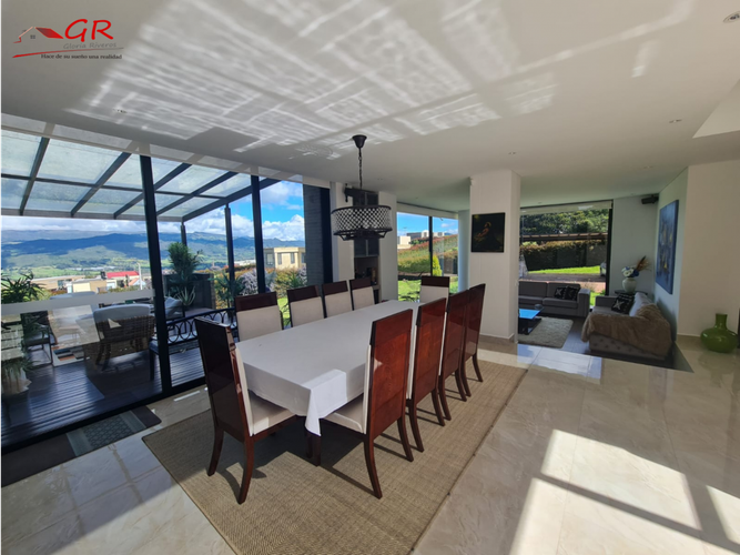 Casa de 4 alcobas en venta en Centro, Chía, 370 m² · foto 6 de 23