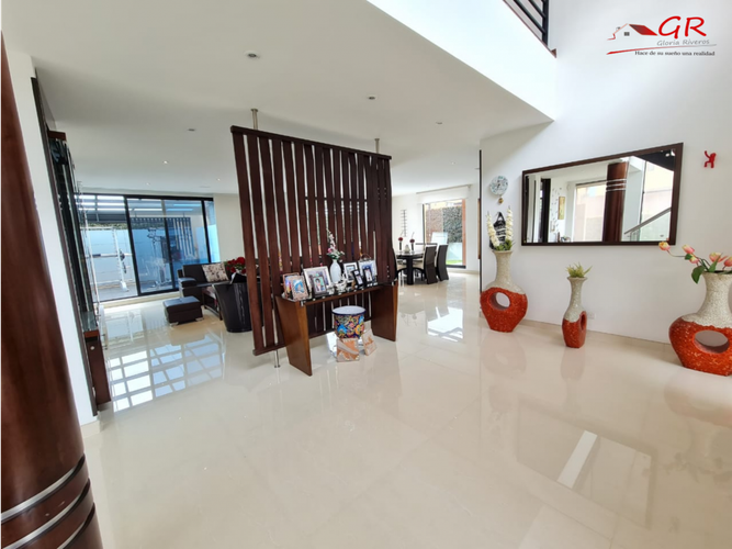 Casa de 4 alcobas en venta en Pueblo Viejo, Cota, 400 m² · foto 4 de 24
