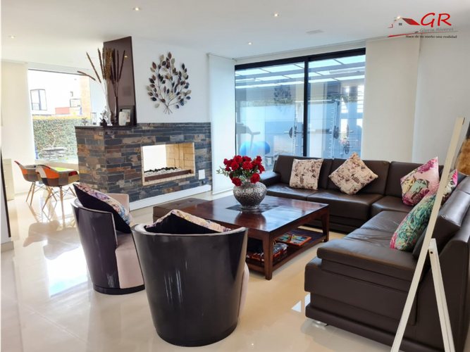 Casa de 4 alcobas en venta en Pueblo Viejo, Cota, 400 m² · foto 7 de 24
