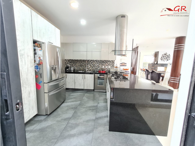 Casa de 4 alcobas en venta en Pueblo Viejo, Cota, 400 m² · foto 11 de 24