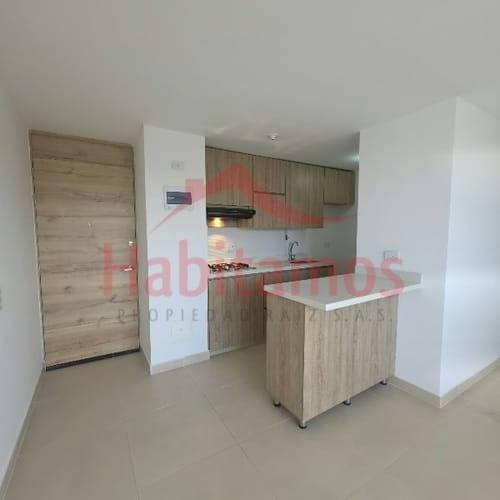Apartamento de 2 alcobas en venta en La Macarena, Rionegro, 54 m² · foto 2 de 16