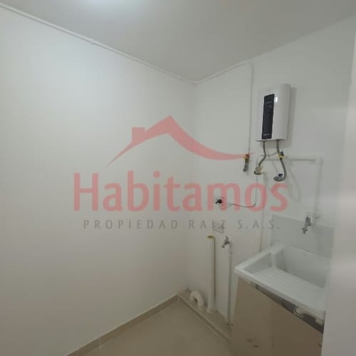 Apartamento de 2 alcobas en venta en La Macarena, Rionegro, 54 m² · foto 6 de 16