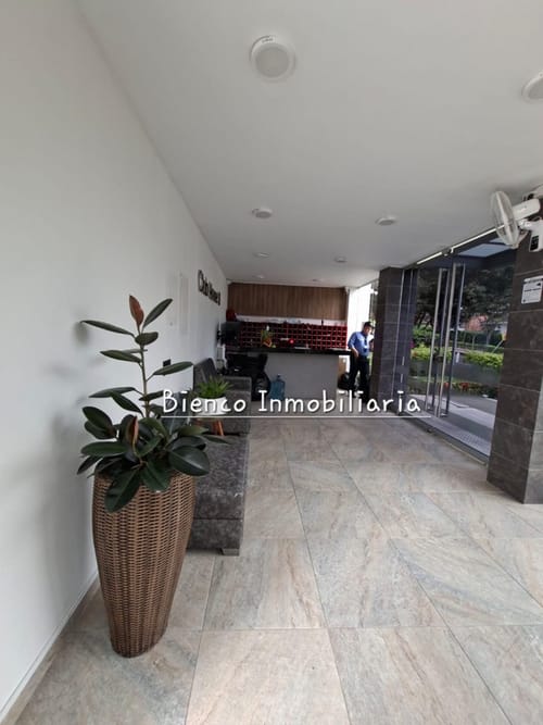 Apartamento de 3 alcobas en arriendo en Club House Iii, Floridablanca, 90 m² · foto 2 de 24