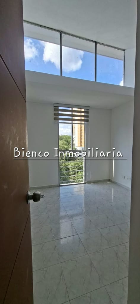 Apartamento de 3 alcobas en arriendo en Club House Iii, Floridablanca, 90 m² · foto 10 de 24