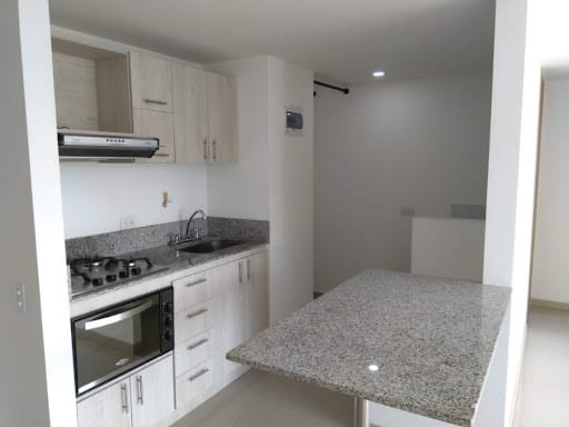 Apartamento de 1 alcoba en venta en Panamericano, Bello, 50 m² · foto 2 de 19