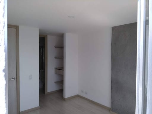Apartamento de 1 alcoba en venta en Panamericano, Bello, 50 m² · foto 8 de 19