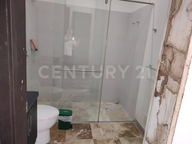 Casa de 8 alcobas en venta en Puente Amarillo, Villavicencio, 650 m² · foto 10 de 22