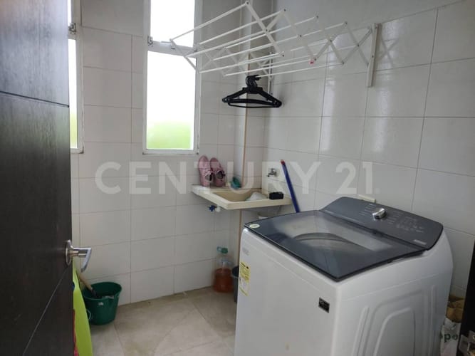 Casa de 8 alcobas en venta en Puente Amarillo, Villavicencio, 650 m² · foto 11 de 22