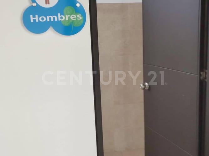 Casa de 8 alcobas en venta en Puente Amarillo, Villavicencio, 650 m² · foto 19 de 22