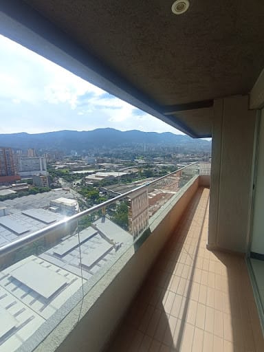 Apartamento de 3 alcobas en arriendo en Restrepo Naranjo, Sabaneta, 78 m² · foto 14 de 14