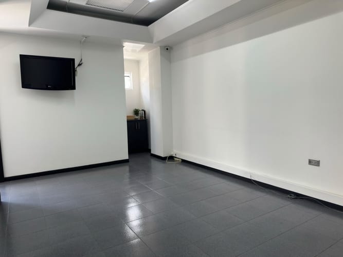 Bodega en arriendo en Guayabal, Medellín, 387 m² · foto 9 de 13