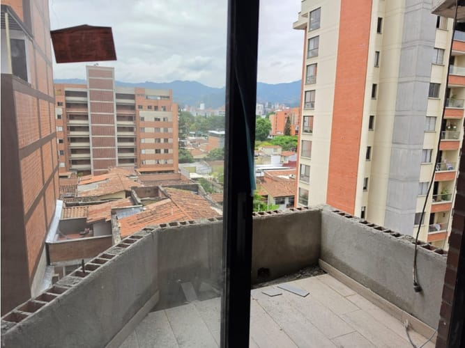 Apartaestudio en venta en Laureles, Medellín, 30 m² · foto 3 de 10