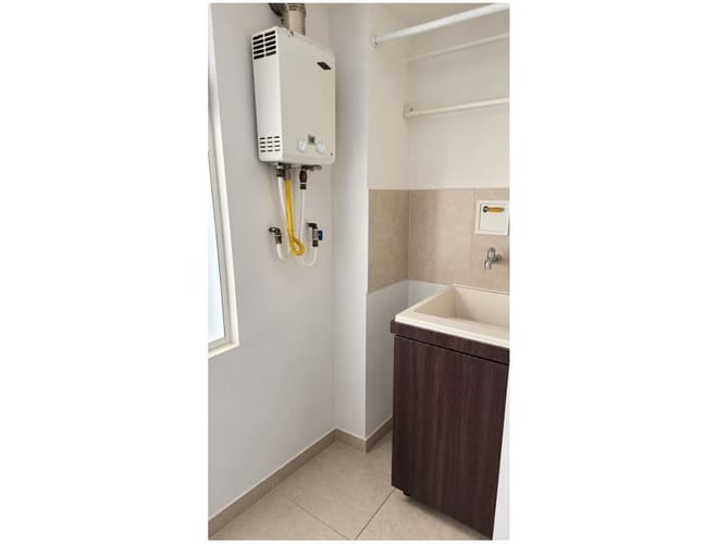 Apartamento de 2 alcobas en venta en Rionegro, 72 m² · foto 8 de 9