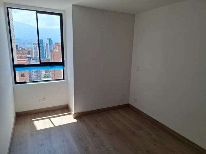 Apartamento de 3 alcobas en venta en Laureles, Medellín, 95 m² · foto 6 de 18