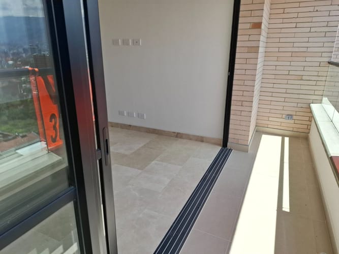 Apartamento de 3 alcobas en venta en Laureles, Medellín, 95 m² · foto 11 de 18