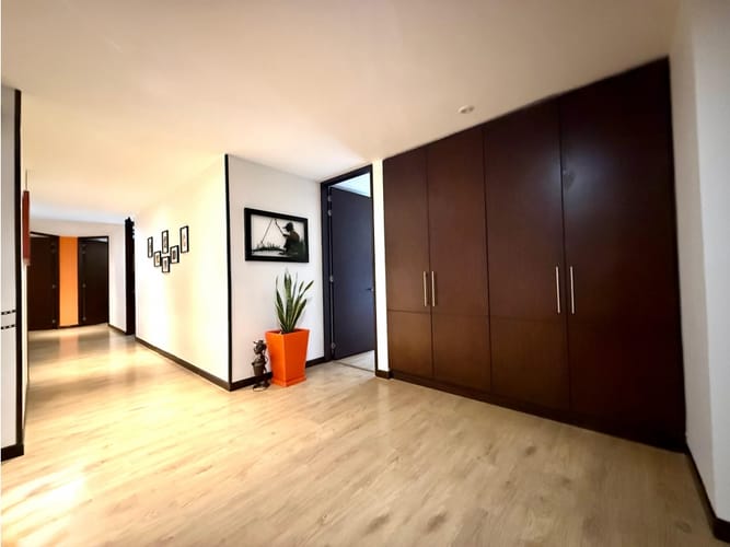 Apartamento de 4 alcobas en venta en Casa Blanca Suba, Bogotá, 288 m² · foto 8 de 20