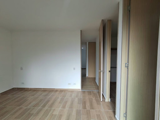Apartamento en arriendo en Los Balsos, Medellín · foto 10 de 24
