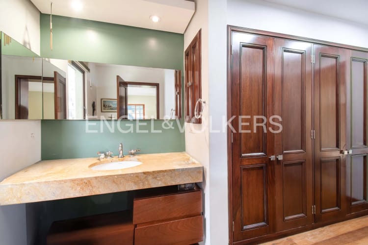 Apartamento de 3 alcobas en arriendo en Santa Barbara Central, Bogotá, 166 m² · foto 9 de 12