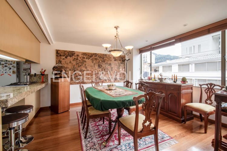 Apartamento de 3 alcobas en arriendo en Santa Barbara Central, Bogotá, 166 m² · foto 4 de 12