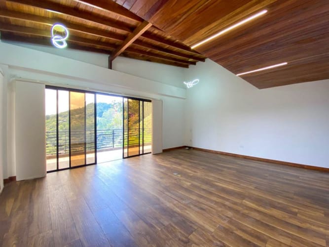 Casa de 5 alcobas en venta en Don Diego, El Retiro, 510 m² · foto 17 de 24