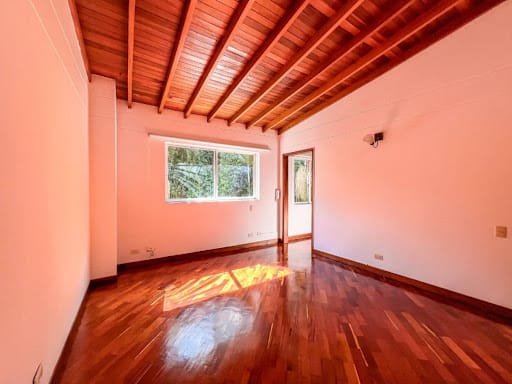 Casa en arriendo en El Poblado, Medellín · foto 9 de 24