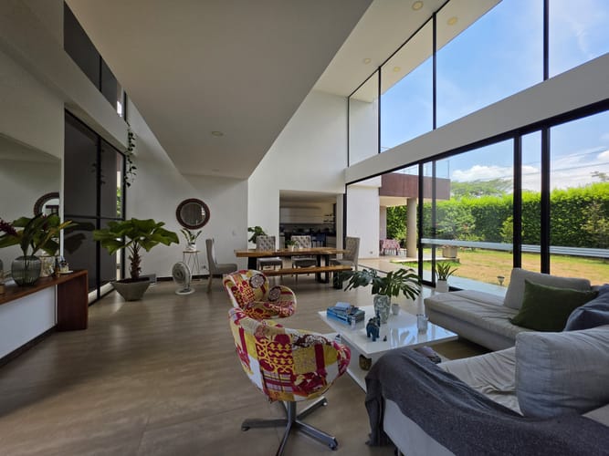 Casa de 4 alcobas en venta en Verde Horizonte, Jamundí, 360 m² · foto 2 de 24