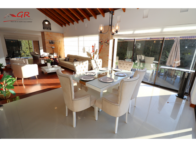Casa de 4 alcobas en venta en Cerca De Piedra, Chía, 411 m² · foto 7 de 24