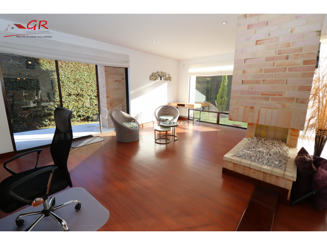 Casa de 4 alcobas en venta en Cerca De Piedra, Chía, 411 m² · foto 9 de 24