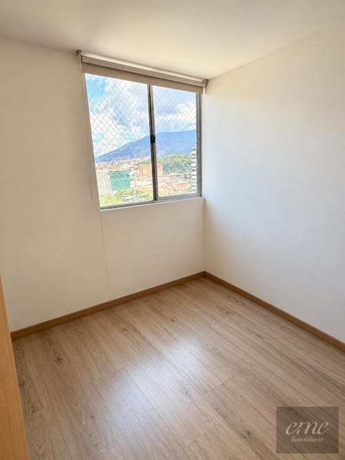 Apartamento de 3 alcobas en arriendo en Shellmar, Medellín, 70 m² · foto 5 de 9