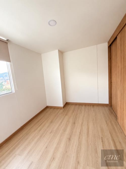 Apartamento de 3 alcobas en arriendo en Shellmar, Medellín, 70 m² · foto 6 de 9