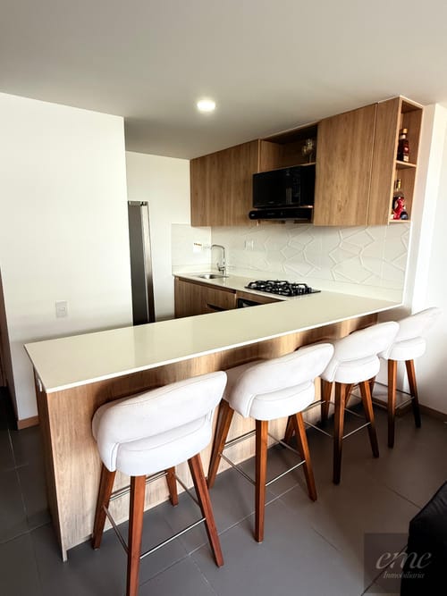 Apartamento de 3 alcobas en arriendo en Shellmar, Medellín, 70 m² · foto 8 de 9
