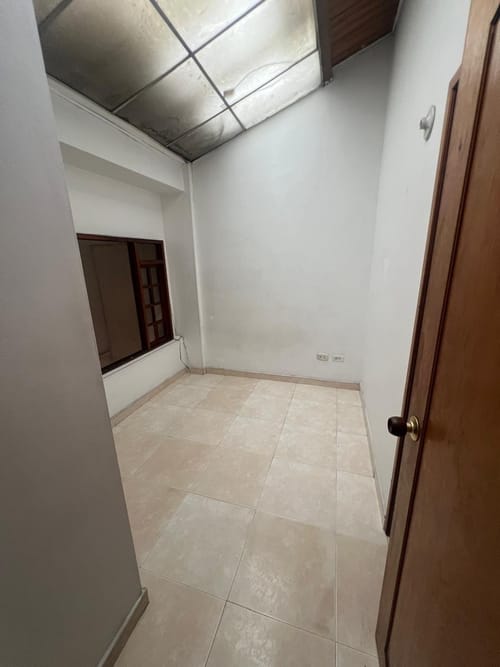 Casa de 6 alcobas en venta en Modelia, Bogotá, 460 m² · foto 10 de 21