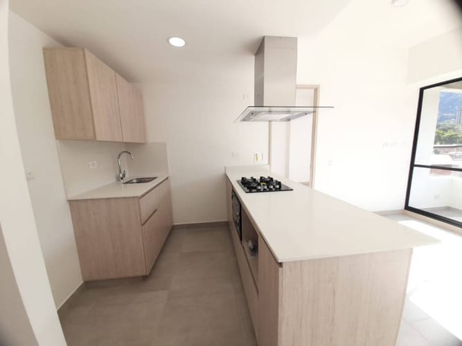 Apartamento de 2 alcobas en venta en Zona Industrial 1, Bello, 63 m² · foto 3 de 18